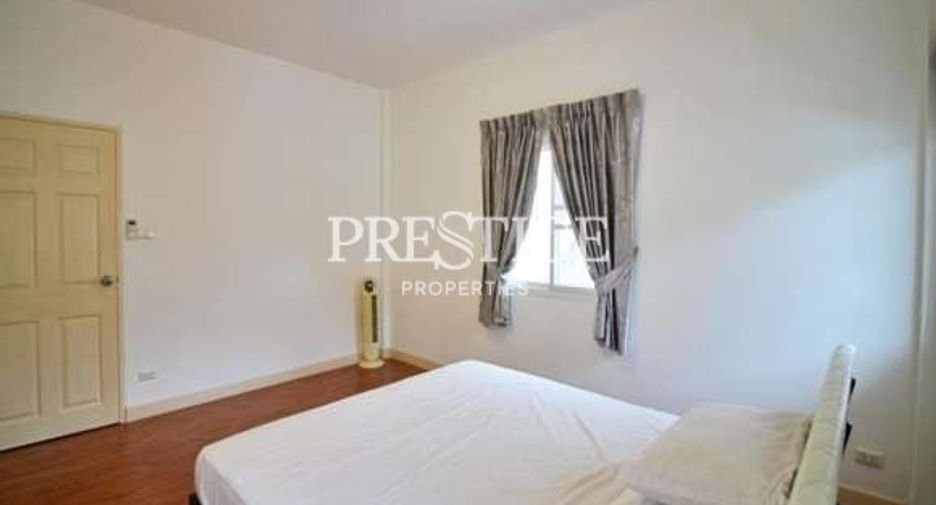 Haus zum Kauf mit 4 Zimmer in Sattahip, Chonburi