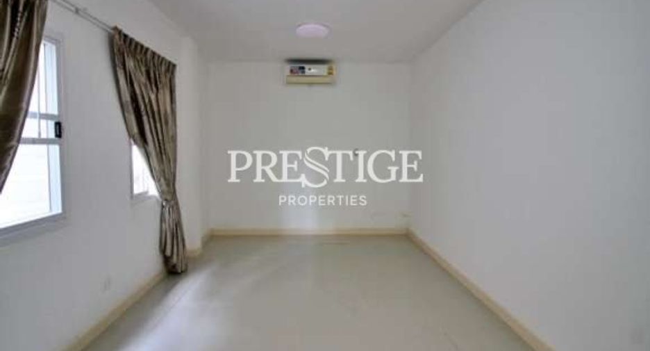 Haus zum Kauf mit 4 Zimmer in Sattahip, Chonburi