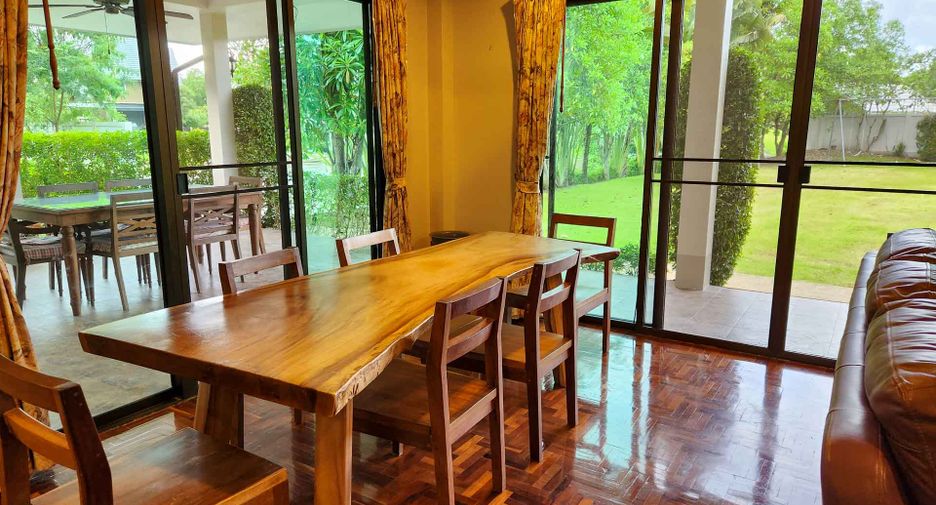 For sale and for rent 5 bed house in Doi Saket, Chiang Mai