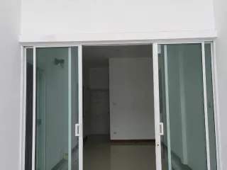 For rent 3 bed townhouse in Mueang Samut Sakhon, Samut Sakhon