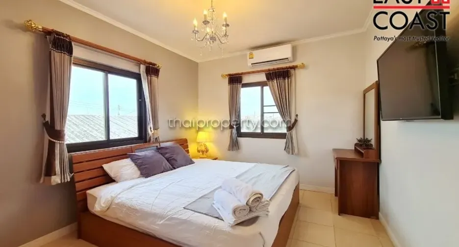 For sale 5 bedrooms house in Bang Lamung, Chonburi
