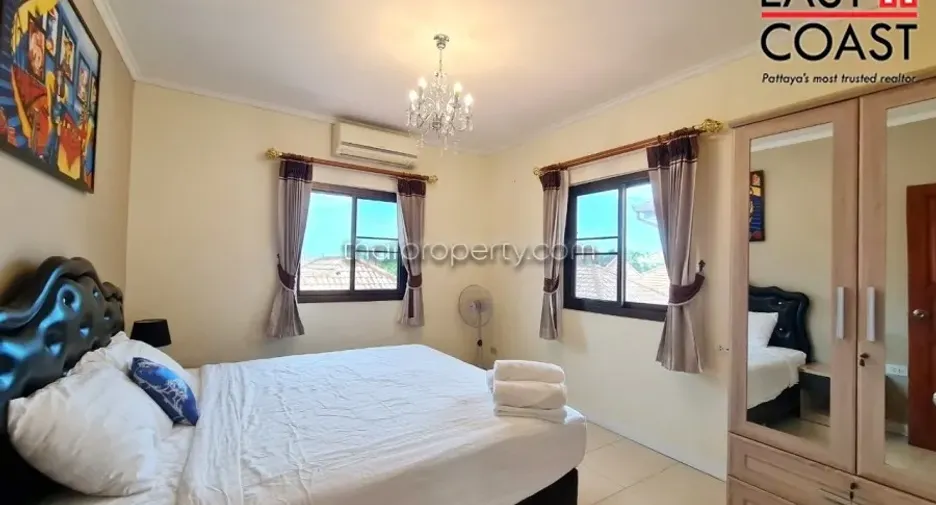 For sale 5 bedrooms house in Bang Lamung, Chonburi