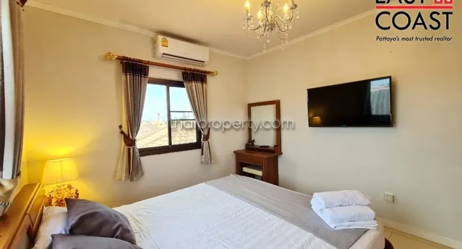 For sale 5 bedrooms house in Bang Lamung, Chonburi