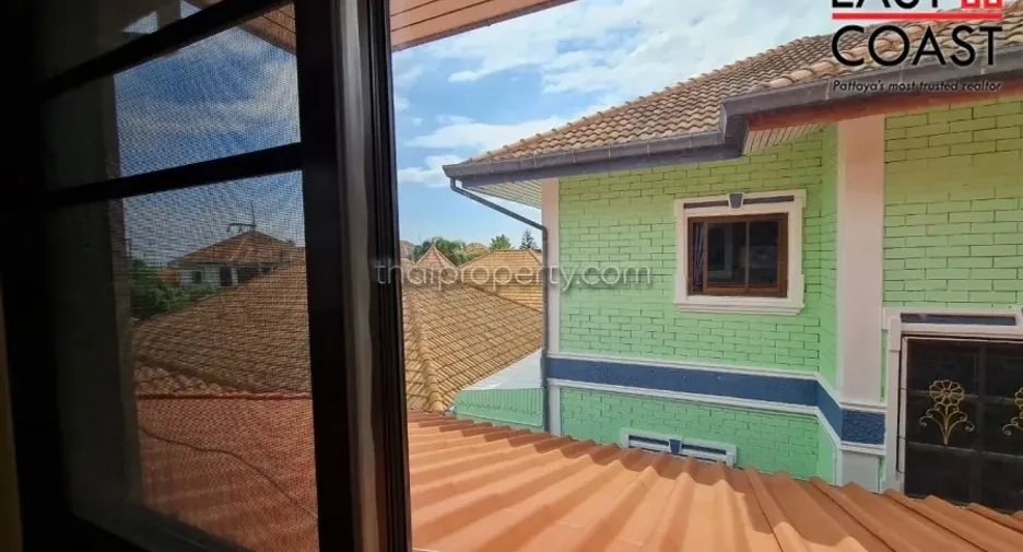 For sale 5 bedrooms house in Bang Lamung, Chonburi