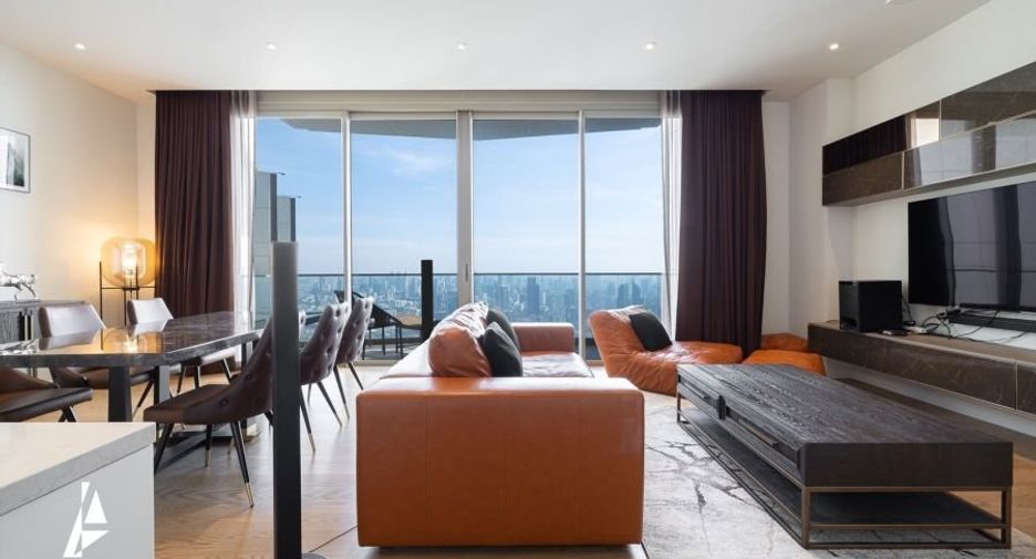 For sale 3 bedrooms condo in Khlong San, Bangkok
