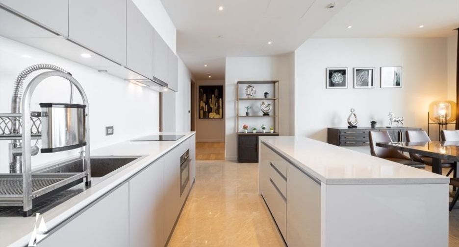 For sale 3 bedrooms condo in Khlong San, Bangkok
