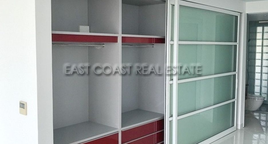 For sale studio condo in Na Jomtien, Pattaya
