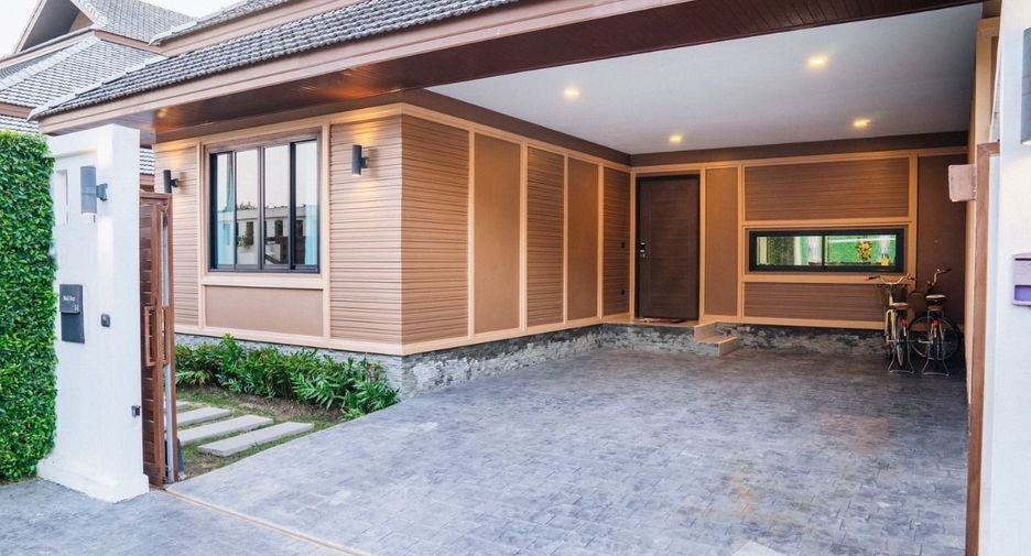 For rent 3 bed villa in Saraphi, Chiang Mai