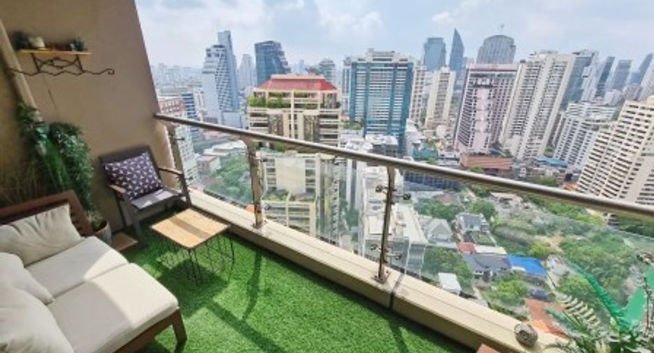 À vendre 2 chambres condo à Khlong Toei, Bangkok