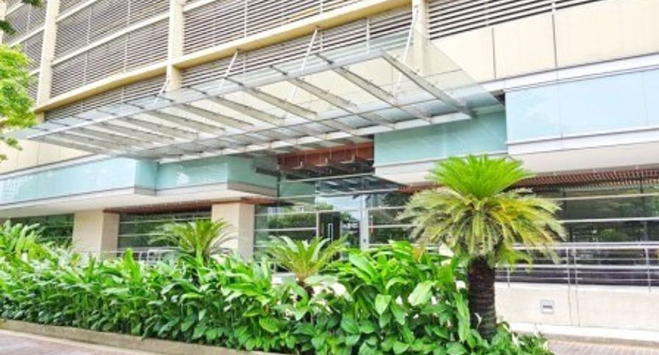 À vendre 2 chambres condo à Khlong Toei, Bangkok