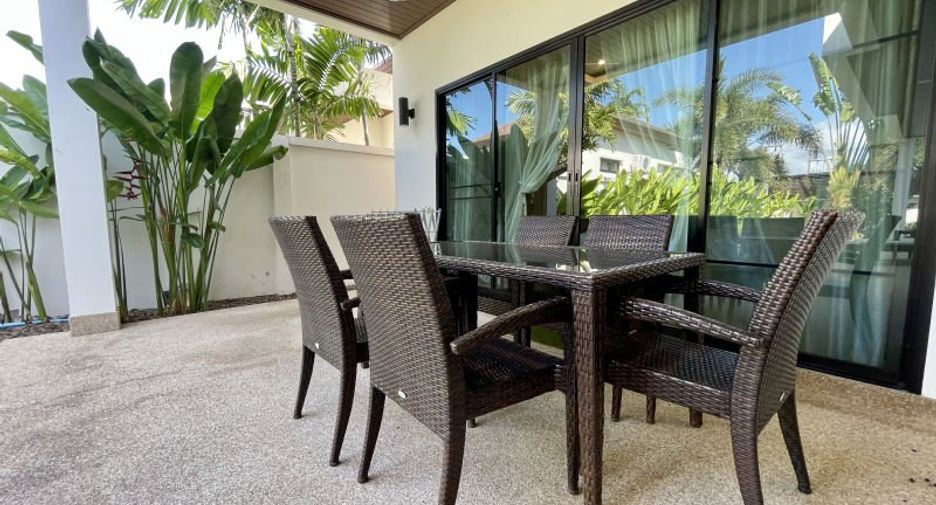 Villa en alquiler de 3 habitaciones en Mueang Phuket, Phuket