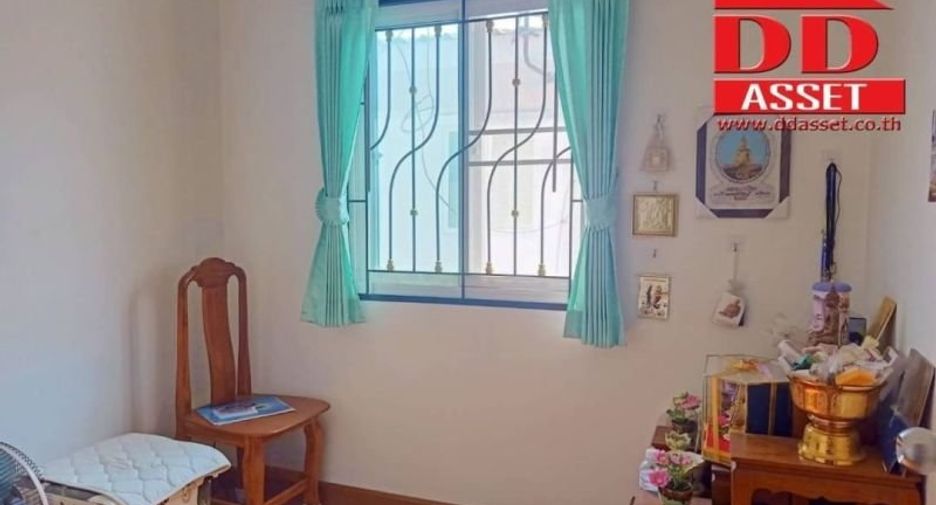 For sale 3 Beds townhouse in Mueang Chachoengsao, Chachoengsao