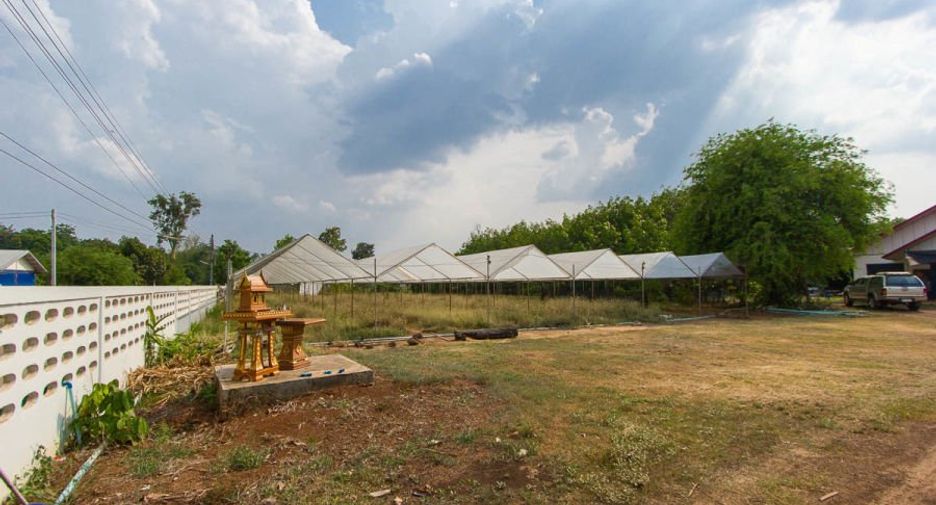 For sale 2 bedrooms retail Space in Si Rattana, Sisaket