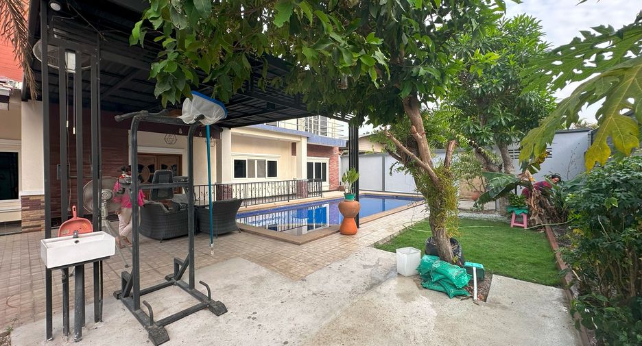 For sale 4 bed house in Bang Lamung, Chonburi