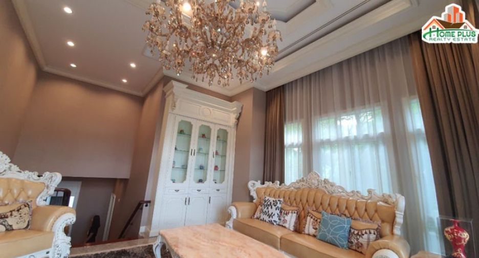 Haus zum Kauf mit 6 Zimmer in Lat Phrao, Bangkok