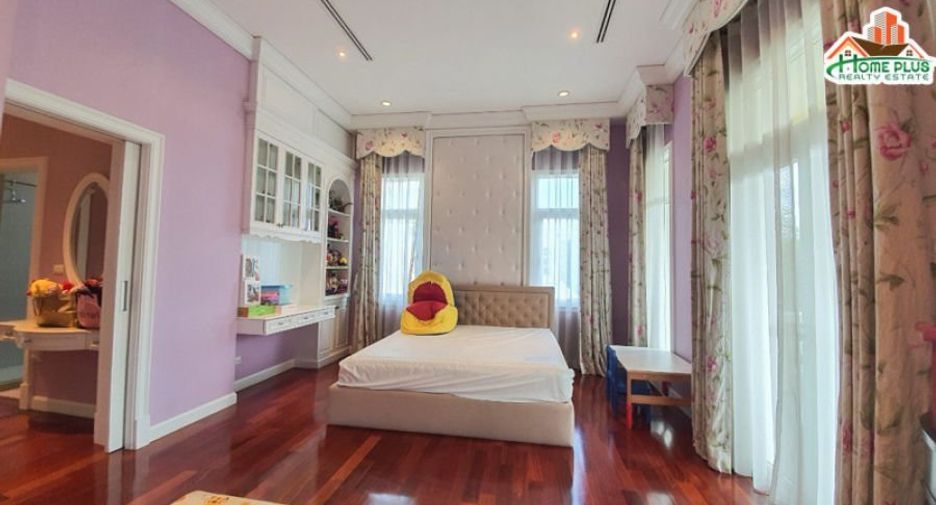 Haus zum Kauf mit 6 Zimmer in Lat Phrao, Bangkok