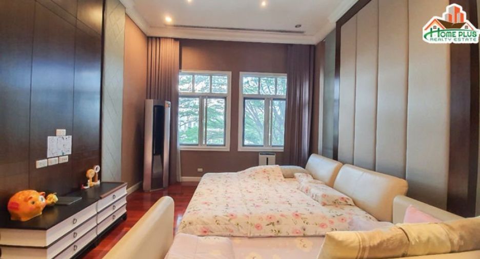 Haus zum Kauf mit 6 Zimmer in Lat Phrao, Bangkok