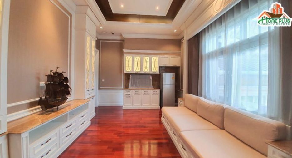 Haus zum Kauf mit 6 Zimmer in Lat Phrao, Bangkok