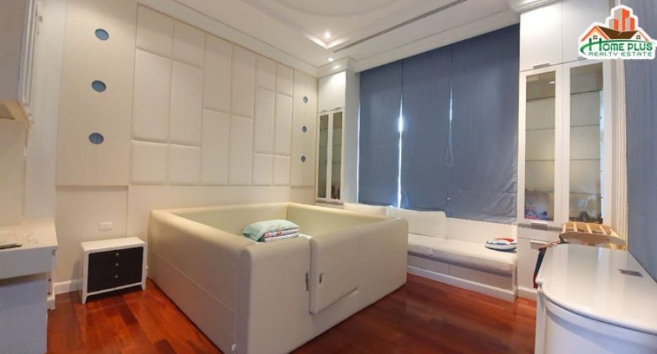 Haus zum Kauf mit 6 Zimmer in Lat Phrao, Bangkok