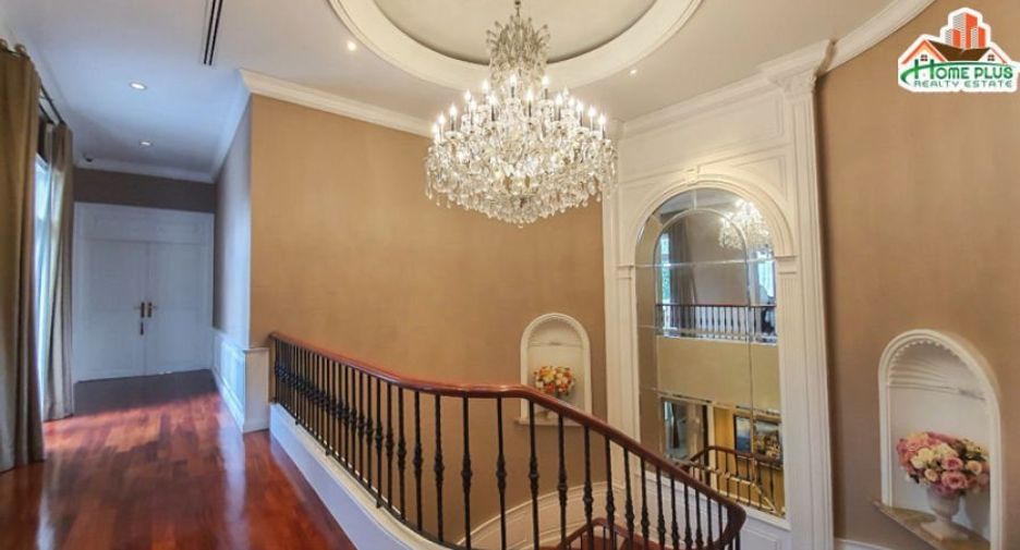 Haus zum Kauf mit 6 Zimmer in Lat Phrao, Bangkok