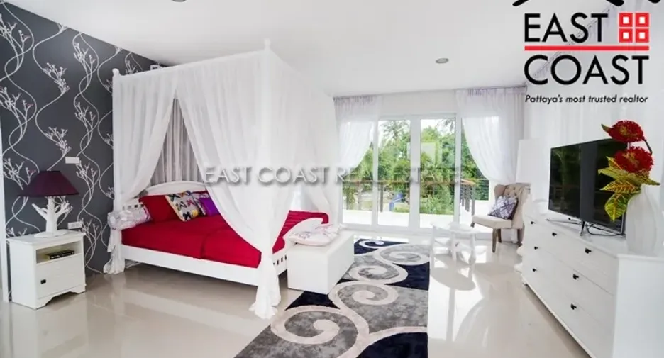 For sale 3 ベッドルーム house in Ban Bueng, Chonburi