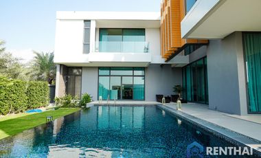 For sale 4 bed villa in Bang Lamung, Chonburi