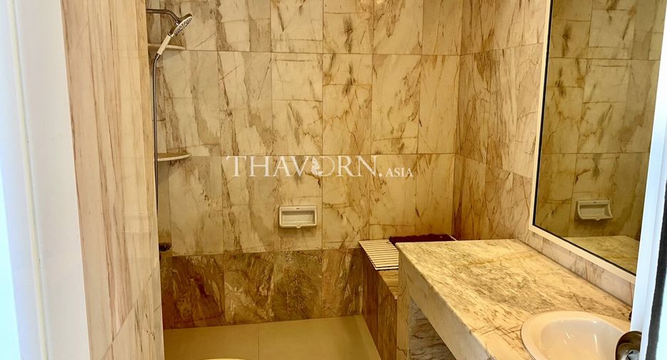 For sale 2 ベッドルーム condo in Sattahip, Chonburi