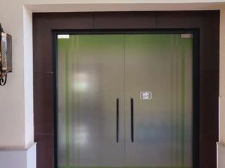 For rent 1 bed office in Khlong Toei, Bangkok
