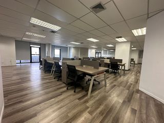 For rent 1 bed office in Huai Khwang, Bangkok