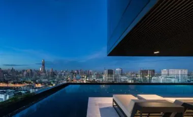 For sale 2 bed condo in Phaya Thai, Bangkok