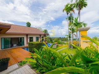 For rent and for sale 4 bedrooms villa in Mueang Phuket, Phuket
