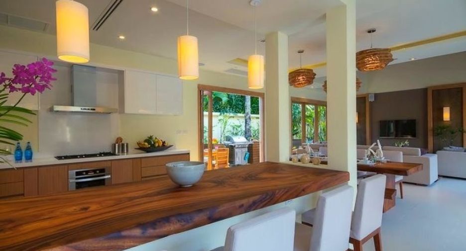 For rent and for sale 4 bedrooms villa in Thalang, Phuket