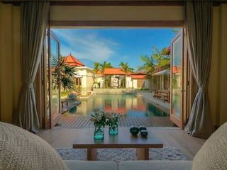 For rent and for sale 4 bedrooms villa in Thalang, Phuket