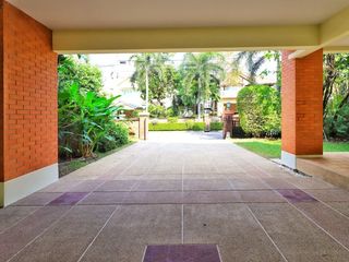 For sale 3 bedrooms house in Taling Chan, Bangkok