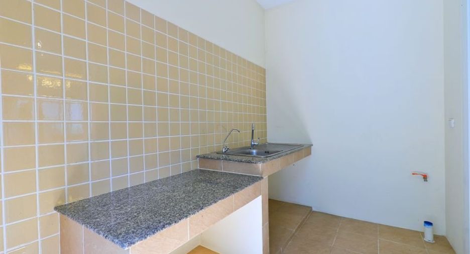 For sale 3 bedrooms house in Taling Chan, Bangkok