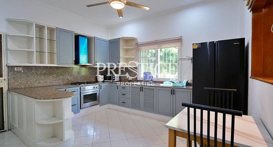 Casa en venta de 3 habitaciones en East Pattaya, Pattaya