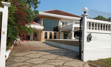 出售 4 卧室 独立屋 在 Bang Phli, Samut Prakan