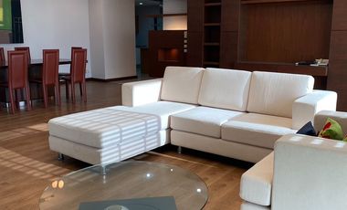 For rent 3 bed condo in Sathon, Bangkok