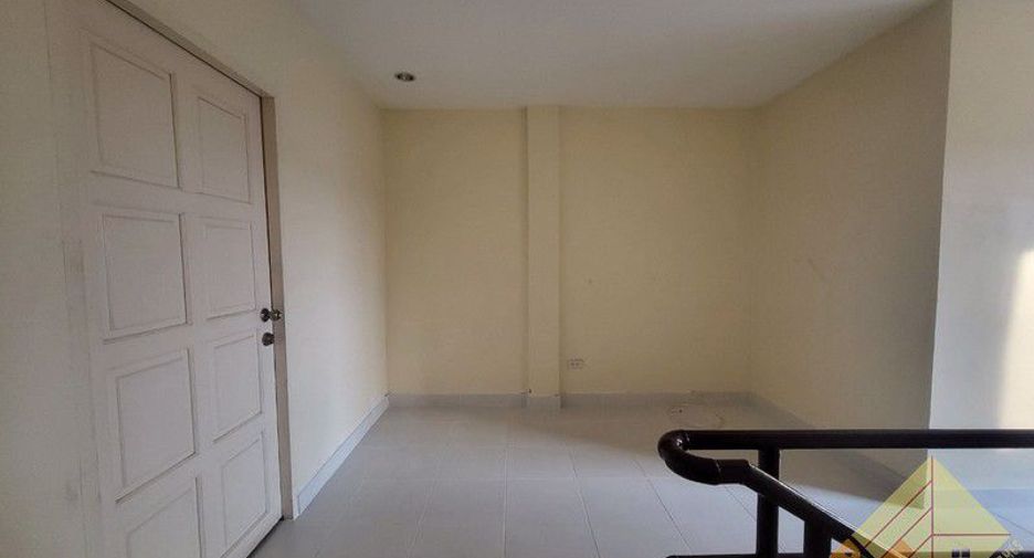 For sale 1 Beds townhouse in East Pattaya, Pattaya