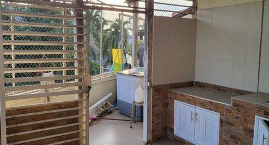 For sale 1 Beds townhouse in East Pattaya, Pattaya
