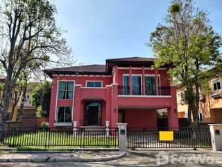 For sale 4 Beds house in Don Mueang, Bangkok
