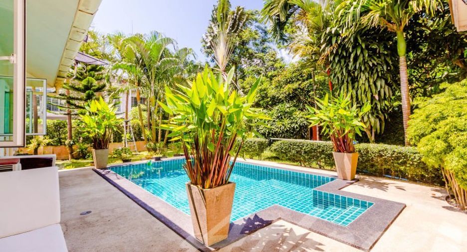 For rent and for sale 3 bedrooms villa in Mueang Phuket, Phuket