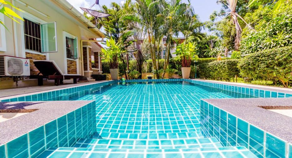 For rent and for sale 3 bedrooms villa in Mueang Phuket, Phuket