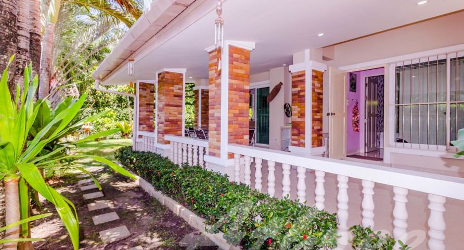 For rent and for sale 3 bedrooms villa in Mueang Phuket, Phuket