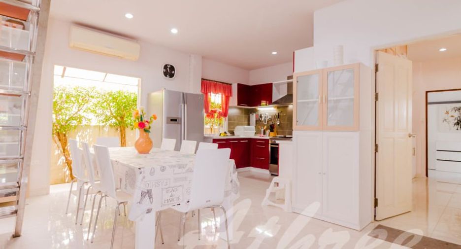 For rent and for sale 3 bedrooms villa in Mueang Phuket, Phuket