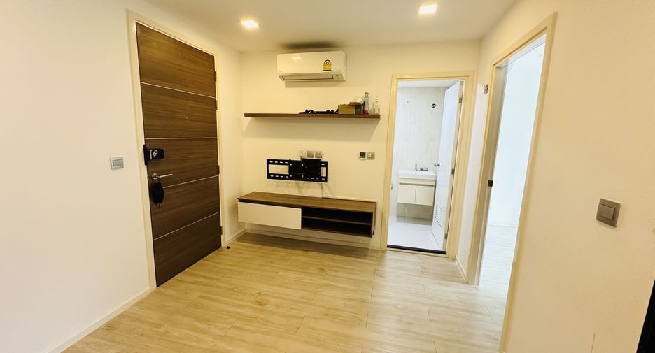 For sale 1 Beds condo in Lat Phrao, Bangkok