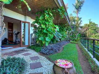 For rent and for sale 4 bedrooms villa in Thalang, Phuket