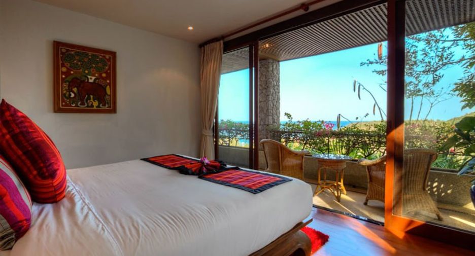 For rent and for sale 4 bedrooms villa in Thalang, Phuket