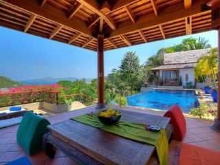 For rent and for sale 4 bedrooms villa in Thalang, Phuket
