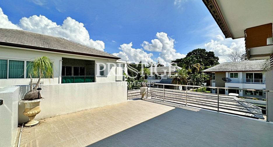 For sale 4 bedrooms house in Bang Lamung, Chonburi